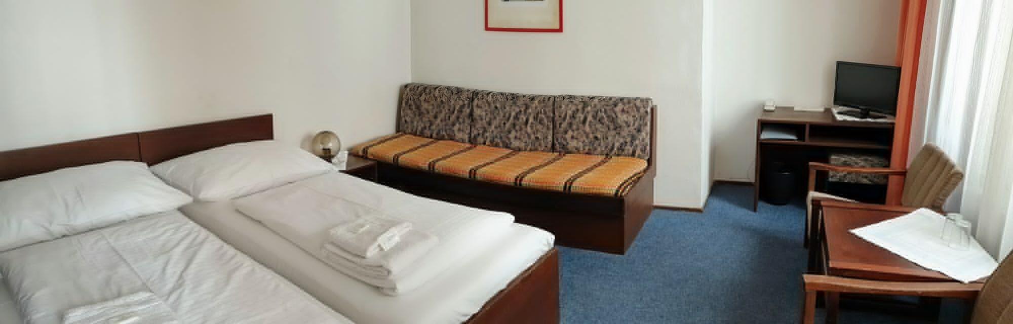 Self-Service Hotel Ostas Praha Exteriör bild